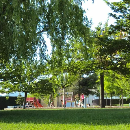 De Montana Rubielos מלון