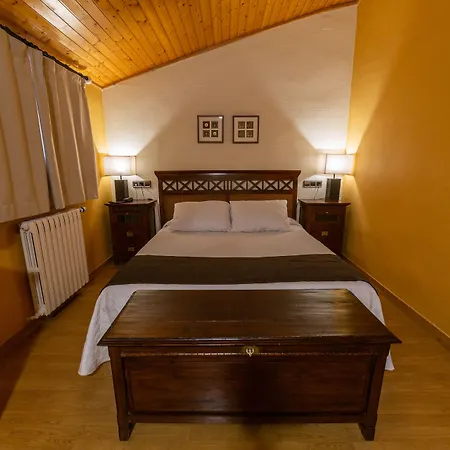 De Montana Rubielos 3*