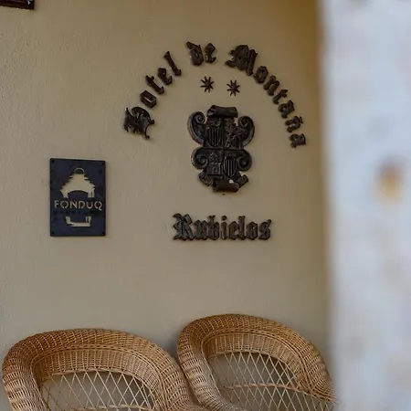 De Montana Rubielos Hotel