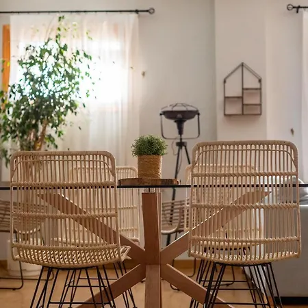 De Montana Rubielos רוביילוס דה מורה